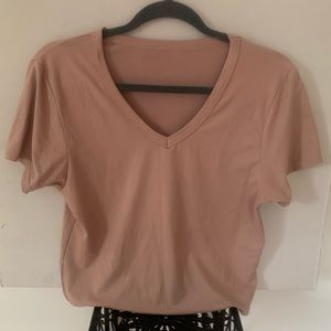 Short t -shirt . Medium size . Used once